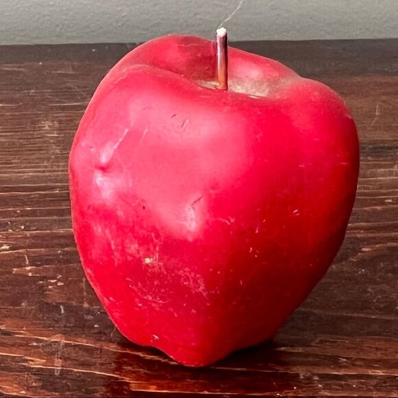 Vintage Red Apple candle - Picture 1 of 4